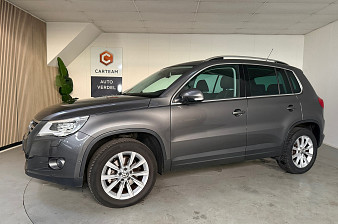 Volkswagen Tiguan 1.4 TSI Sport&Style Airco, LMV, Trekhaak, Panodak, Nieuwstaat !!