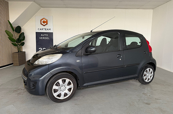 Peugeot 107 1.0-12V Urban Move Airco