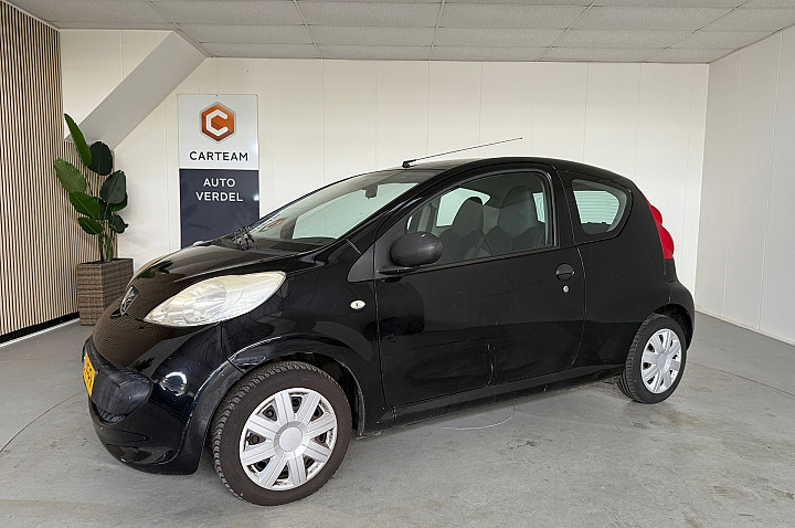 Peugeot 107 1.0-12V XR