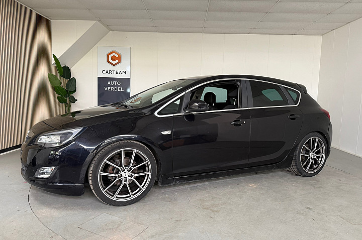 Opel Astra 1.4 Turbo Sport Airco, Navigatie, LMV