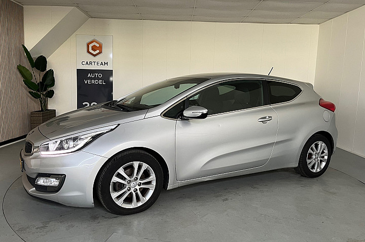 Kia cee'd CEE D CEE D Airco, LMV Nieuwe APK !!