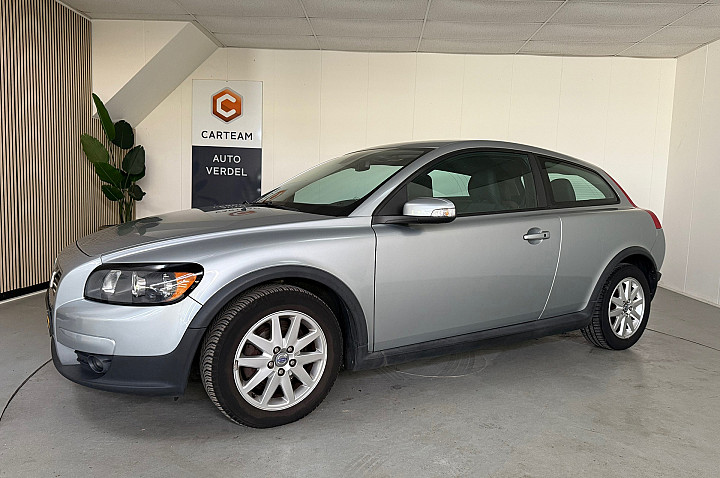 Volvo C30 2.0 Momentum Airco, LMC, Trekhaak, Cruise control