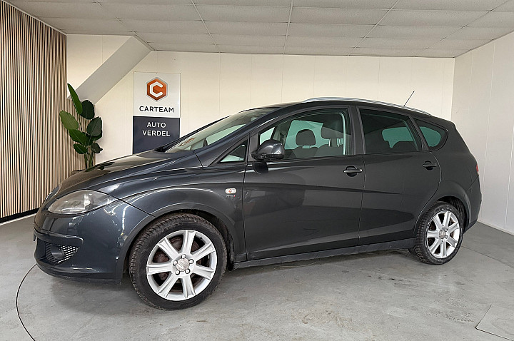 Seat Altea XL 1.4 TSI Stylance Airco, LMV, Trekhaak, Nieuwe Distributie.