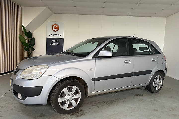 Kia Rio 1.4 X-pect Airco, LMV Rijdt echt super.