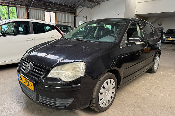 Volkswagen Polo 1.4-16V Comfortline Airco